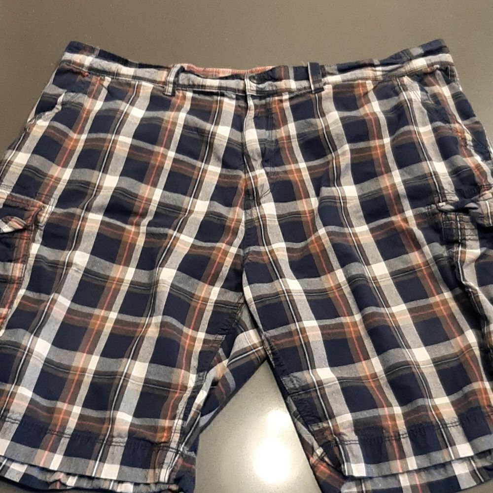 Foundry Plaid Cotton Cargo Shorts